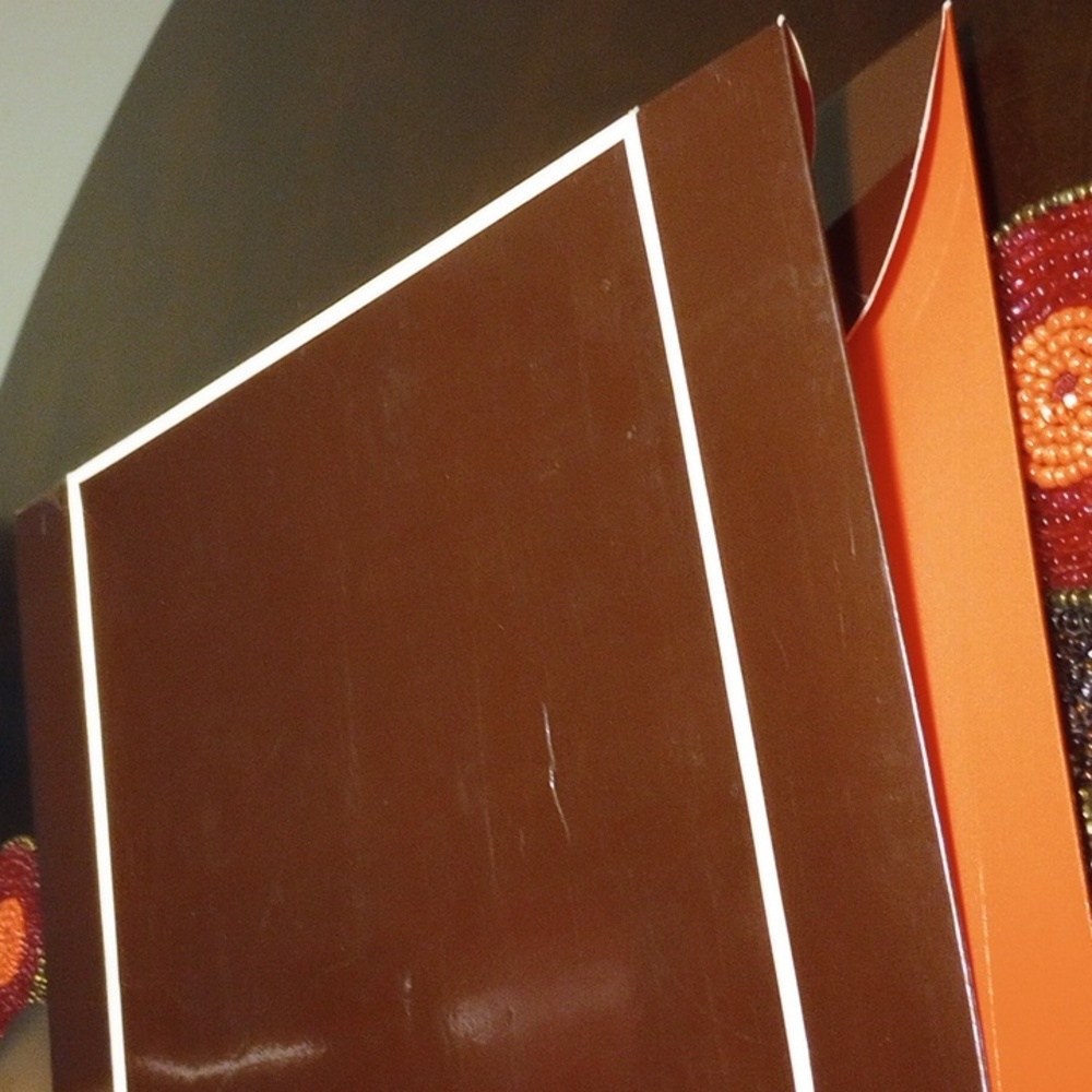 Vintage Coach Gift Box With Tissue - Picture 17 of 17
